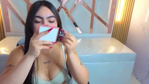 Snapshot of scarlett_smith_tp chatting on 10-06-25, 12:46 Scarlett online show from 10-06-25, 12:46