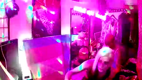 Scarletta Wolf online show from 01-06-26, 07:45