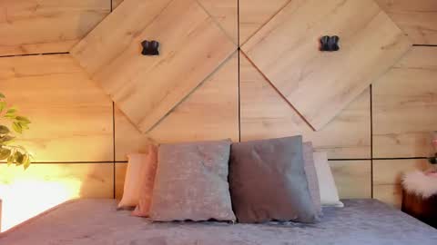     online show from 02-11-26, 12:32