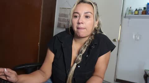 Scarlett online show from 04-30-26, 03:40