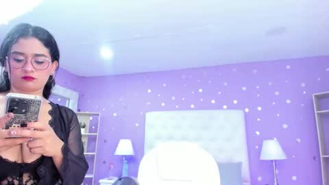 Snapshot of scarlette_15 chatting on 11-27-25, 03:19 Scarlette online show from 11-27-25, 03:19