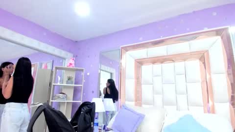 Snapshot of scarlette_15 chatting on 05-19-26, 03:13 Scarlette online show from 05-19-26, 03:13