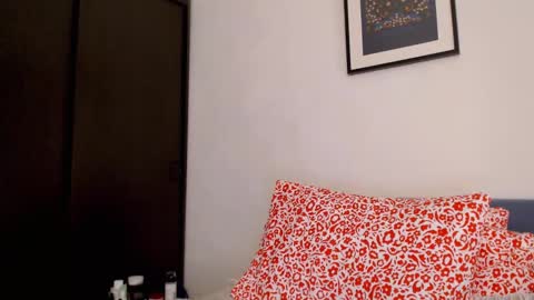 Snapshot of scarlettford chatting on 01-09-26, 01:47 Scarlett online show from 01-09-26, 01:47