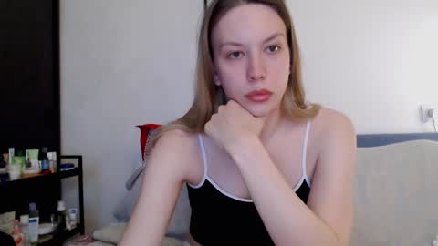 Scarlett online show from 04-23-26, 03:58