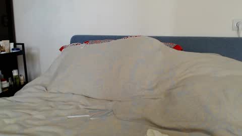 Scarlett online show from 04-30-26, 02:12