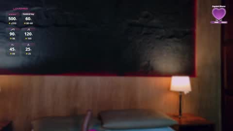 Snapshot of scarlettsinclaiir_ chatting on 05-14-26, 02:57 scarlettsinclaiir_ online show from 05-14-26, 02:57