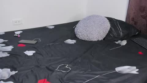 Snapshot of scarlettstone69 chatting on 10-15-25, 10:32 Scarlett online show from 10-15-25, 10:32