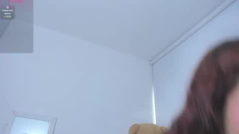 Snapshot of scarlettt_moon chatting on 06-02-26, 05:26 scarlettt_moon online show from 06-02-26, 05:26
