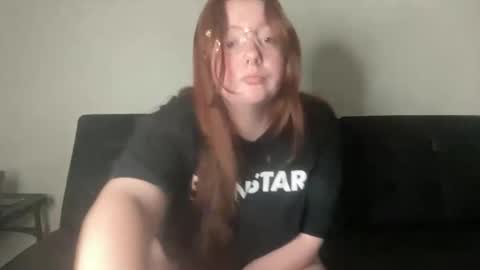 Snapshot of scarletttsinner chatting on 10-24-25, 02:30 scarletttsinner online show from 10-24-25, 02:30