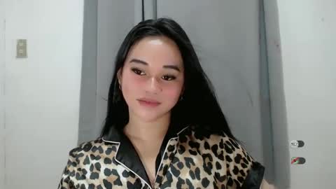 Snapshot of scarletvamp chatting on 02-04-25, 09:31 scarletvamp online show from 02-04-25, 09:31