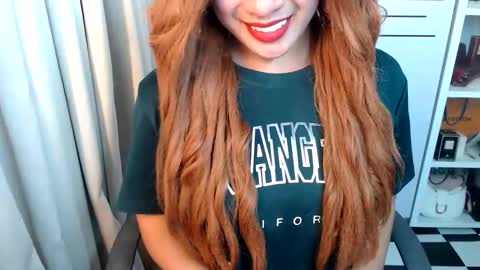 Snapshot of scarletxxxx chatting on 02-26-26, 03:00 Queen Scarlet online show from 02-26-26, 03:00