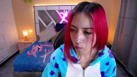 Scarllett online show from 12-24-24, 08:11