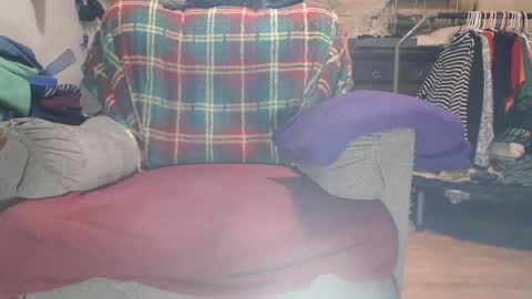 Scarlotta online show from 12-19-25, 02:29