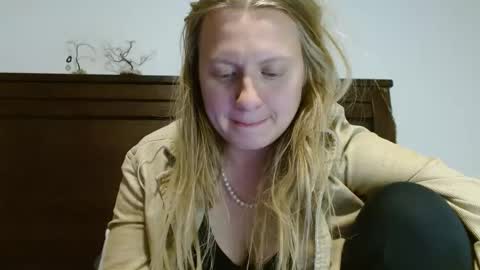 ScarTit Bernhard online show from 02-25-25, 04:57