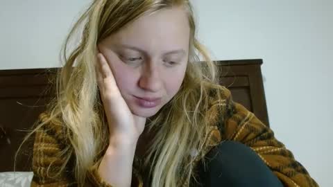 ScarTit Bernhard online show from 03-04-25, 05:42