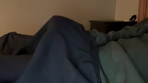 Snapshot of scb894682 chatting on 06-02-26, 04:42 Skinny College Boy online show from 06-02-26, 04:42