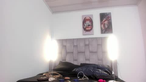 Sccarlet  online show from 11-20-25, 11:54