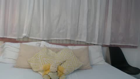 SCARLET online show from 12-20-25, 11:06