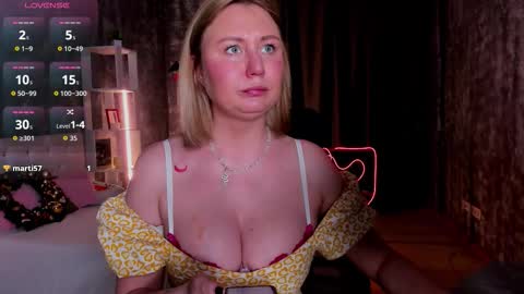 Samanta online show from 12-23-25, 01:47