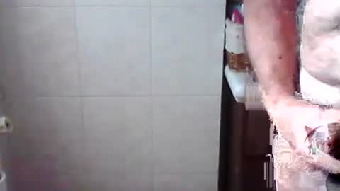 Snapshot of schizzodoro chatting on 04-18-26, 02:54 schizzodoro online show from 04-18-26, 02:54