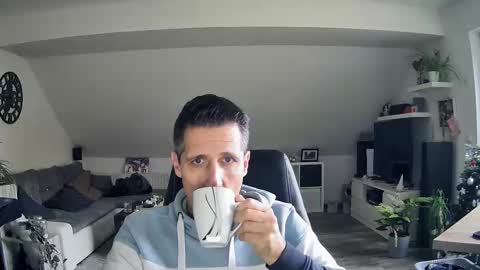 Dildomen online show from 12-17-25, 02:01