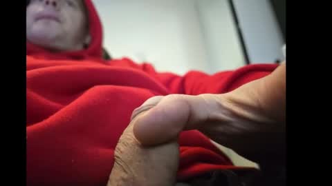 schosch01 online show from 01-13-25, 08:26