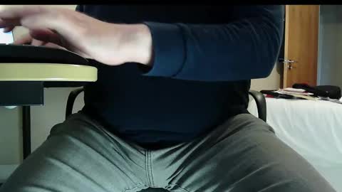 Snapshot of schwanz2023 chatting on 10-29-25, 04:42 Mick online show from 10-29-25, 04:42