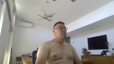 Scoobs online show from 02-04-26, 03:56