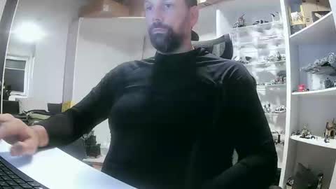 Snapshot of scorpion_cock chatting on 01-15-26, 05:05 scorpion_cock online show from 01-15-26, 05:05