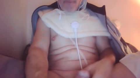 Snapshot of scotchwhieskie chatting on 01-17-26, 11:52 scotchwhieskie online show from 01-17-26, 11:52