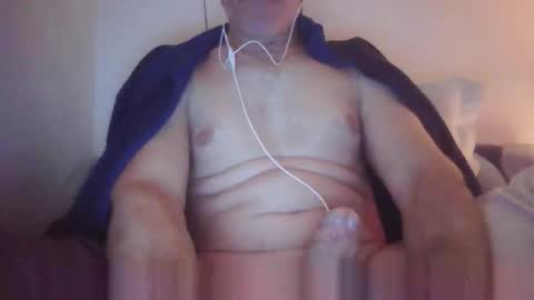 Snapshot of scotchwhieskie chatting on 03-03-26, 12:06 scotchwhieskie online show from 03-03-26, 12:06