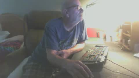 Snapshot of scotsman_62 chatting on 06-04-26, 07:58 scotsman_62 online show from 06-04-26, 07:58