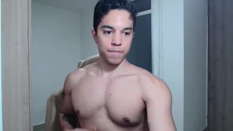 Twitter Scott brasher1 Instagram Camiloestuardo2 online show from 01-10-25, 11:39