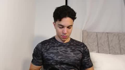 Twitter Scott brasher1 Instagram Camiloestuardo2 online show from 10-29-25, 02:03