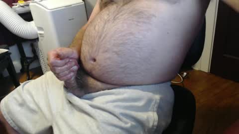 Snapshot of scottbearfun chatting on 07-14-26, 02:05 scottbearfun online show from 07-14-26, 02:05