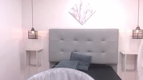 Snapshot of scottdamar chatting on 09-11-25, 11:38 Damar online show from 09-11-25, 11:38