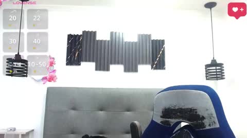 Snapshot of scottdamar chatting on 12-04-25, 07:11 Damar online show from 12-04-25, 07:11