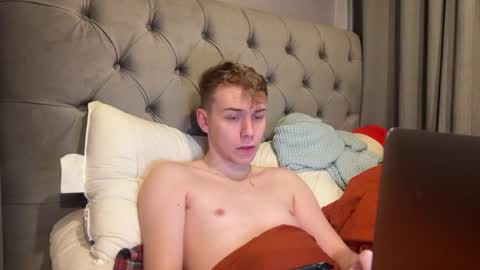 Snapshot of scottish_twink01 chatting on 01-12-25, 05:54 danny online show from 01-12-25, 05:54