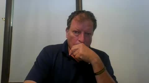 Snapshot of scottpbi52 chatting on 07-22-26, 06:00 scottpbi52 online show from 07-22-26, 06:00