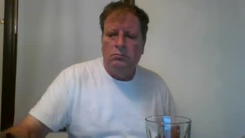 Snapshot of scottpbi52 chatting on 07-24-26, 01:03 scottpbi52 online show from 07-24-26, 01:03