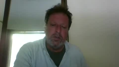 Snapshot of scottpbi52 chatting on 08-08-26, 04:42 scottpbi52 online show from 08-08-26, 04:42