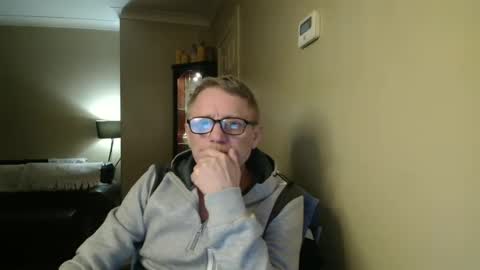 Snapshot of scottsman214 chatting on 12-26-24, 07:38 James online show from 12-26-24, 07:38