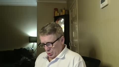 Snapshot of scottsman214 chatting on 01-18-25, 06:43 James online show from 01-18-25, 06:43