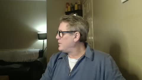 Snapshot of scottsman214 chatting on 02-22-25, 07:03 James online show from 02-22-25, 07:03