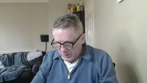 Snapshot of scottsman214 chatting on 03-01-25, 01:51 James online show from 03-01-25, 01:51