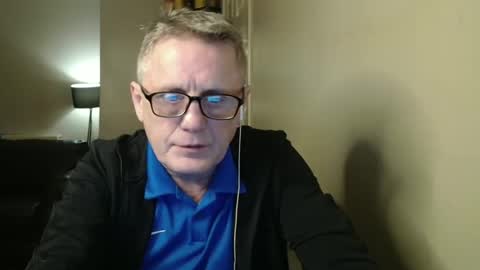 Snapshot of scottsman214 chatting on 03-04-25, 09:32 James online show from 03-04-25, 09:32