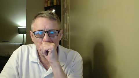 Snapshot of scottsman214 chatting on 03-05-25, 06:56 James online show from 03-05-25, 06:56