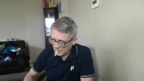 Snapshot of scottsman214 chatting on 10-21-25, 11:00 James online show from 10-21-25, 11:00