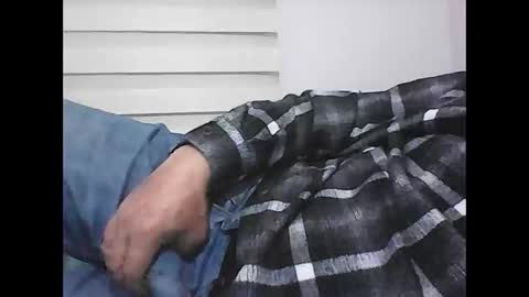 Snapshot of screw2 chatting on 02-21-26, 04:08 Evren online show from 02-21-26, 04:08