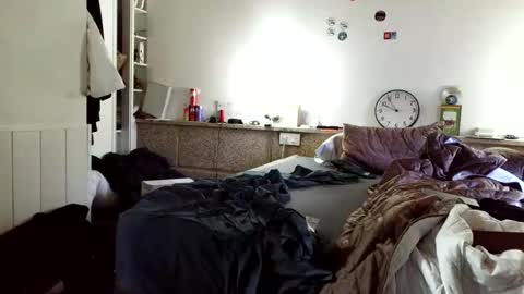 scubi007 online show from 12-21-25, 08:54